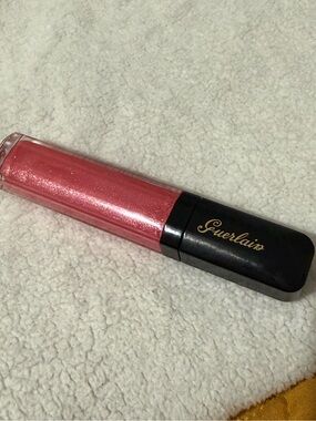 Guerlain Shimmery Pink Lip Gloss
